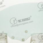 LH FRONT DOOR GLASS GREEN